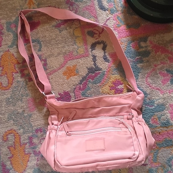 Amazon Handbags - Pink Jingpin crossbody bag